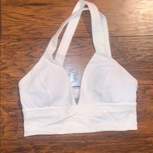 White lululemon sports bra